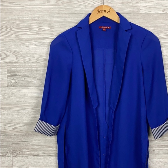 Navy Short Sleeve Blouse - Picture 2 of 8